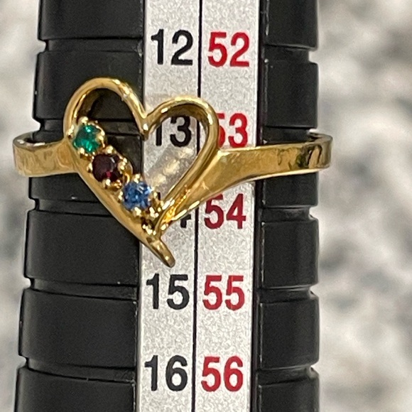 Heart Promise Ring Gold Tone Multicolor Gemstone Sample minimalist Ring Sz 6.75 - Picture 9 of 10